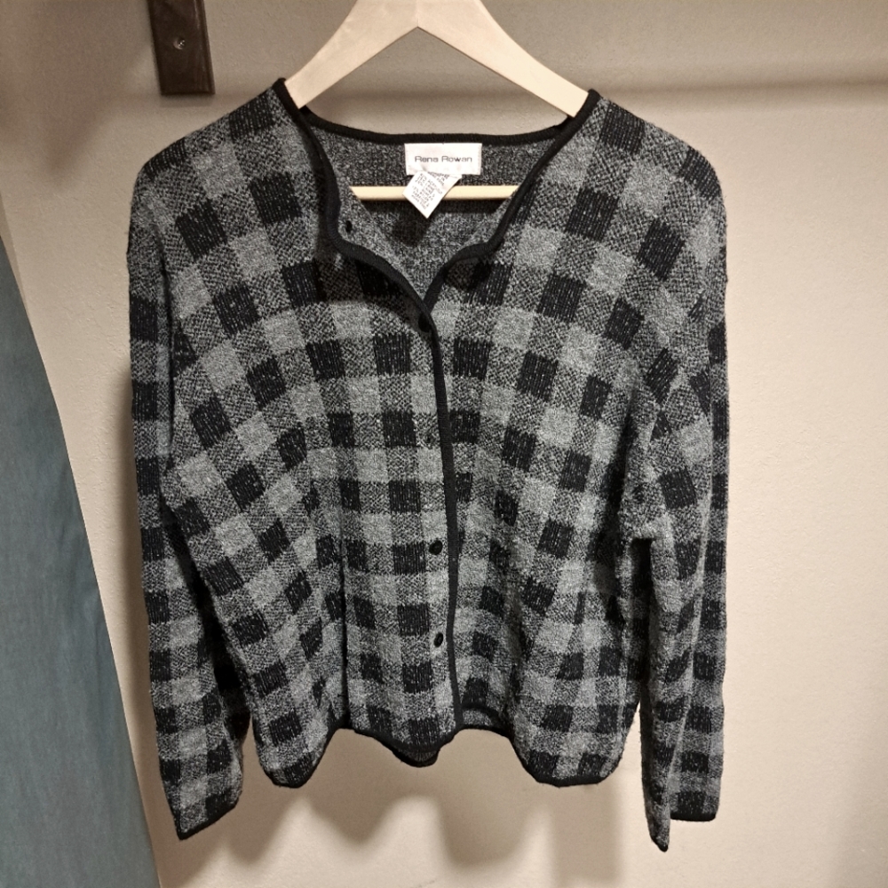 Rena Rowan Size Md Cardigan Oversized Sweater..Plaid..Wool Blend..Full Body